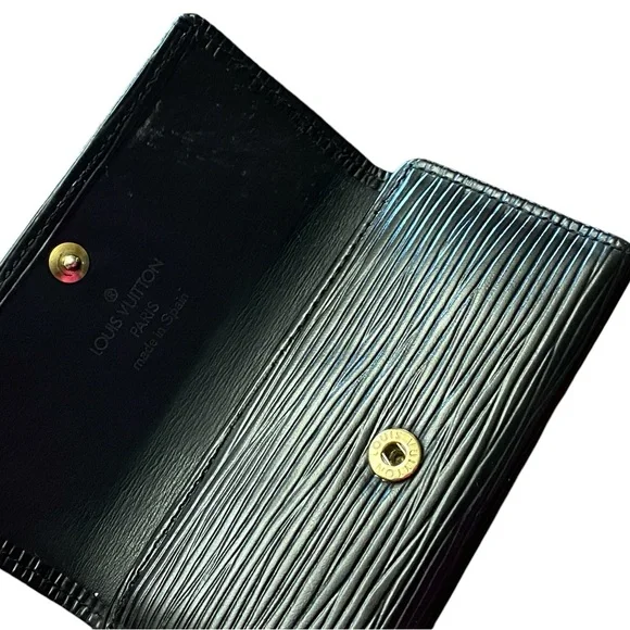 Louis Vuitton epi leather key holder
